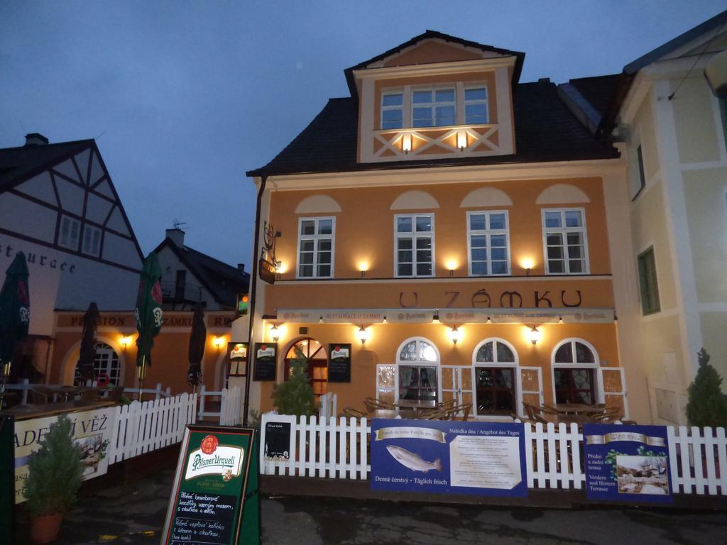 Penzion - Restaurant U Zamku Becov nad Teplou Luaran gambar