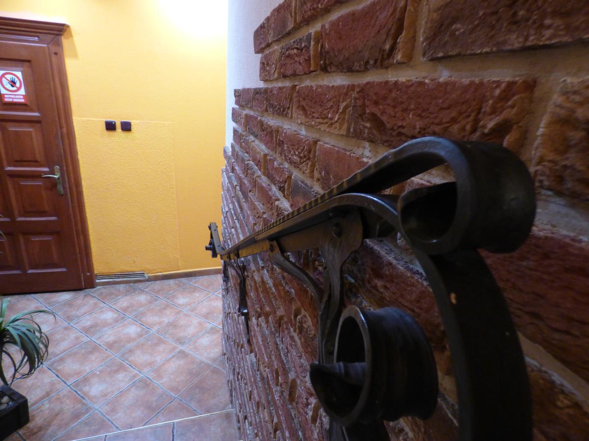 Penzion - Restaurant U Zamku Becov nad Teplou Luaran gambar