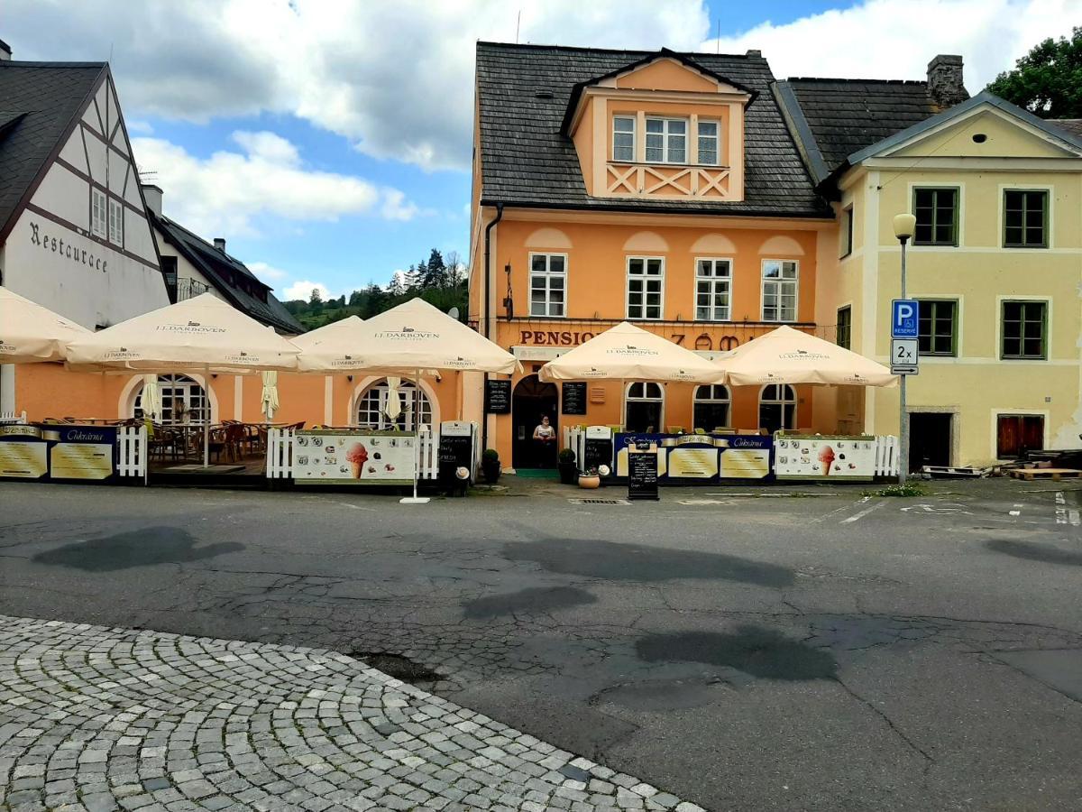 Penzion - Restaurant U Zamku Becov nad Teplou Luaran gambar
